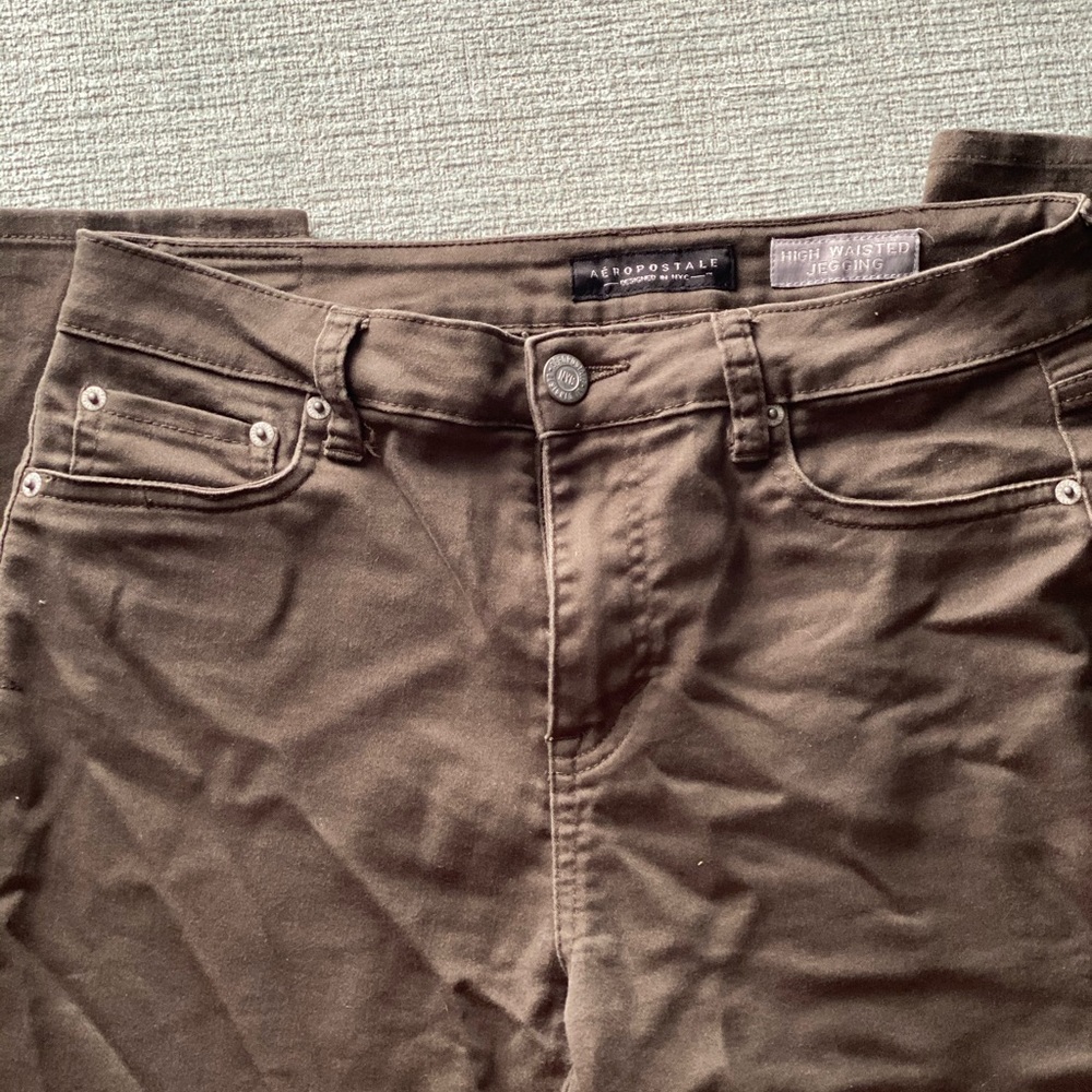 SERIOUSLY STRETCHY HIGH-RISE JEGGING